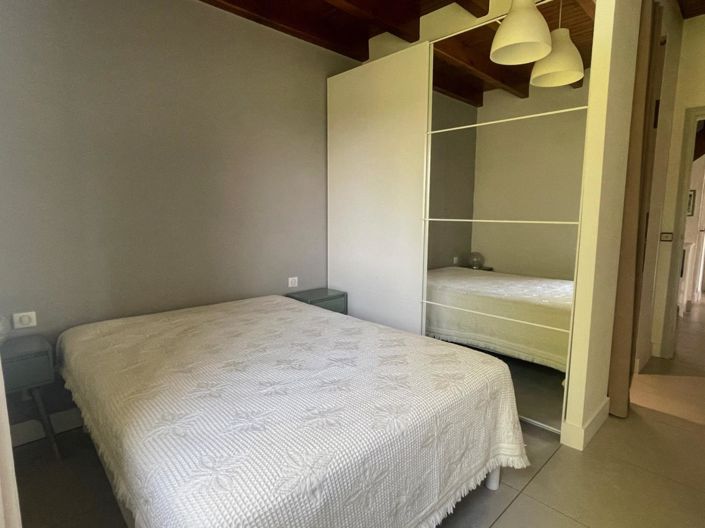 Image No.18-4 Bed House for sale