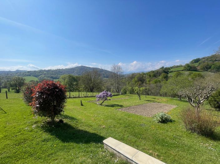 Image No.3-4 Bed House for sale