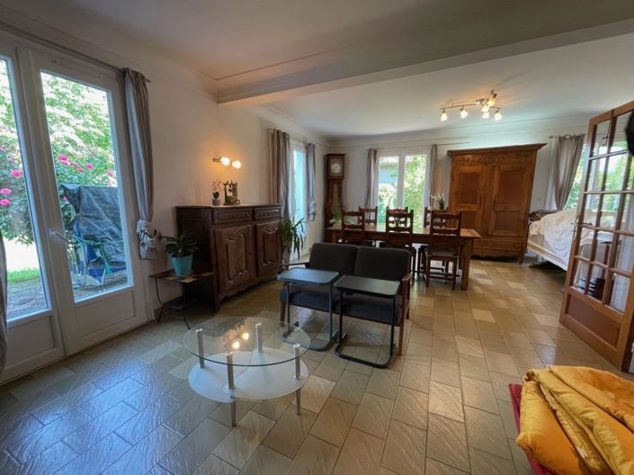 Image No.3-5 Bed House for sale