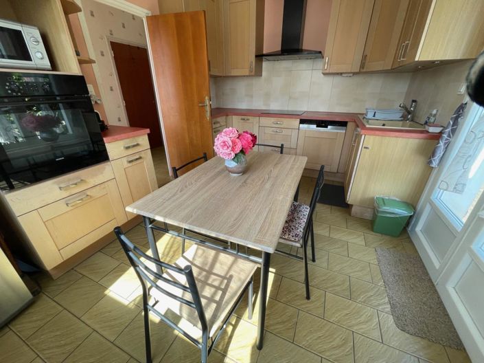 Image No.4-5 Bed House for sale