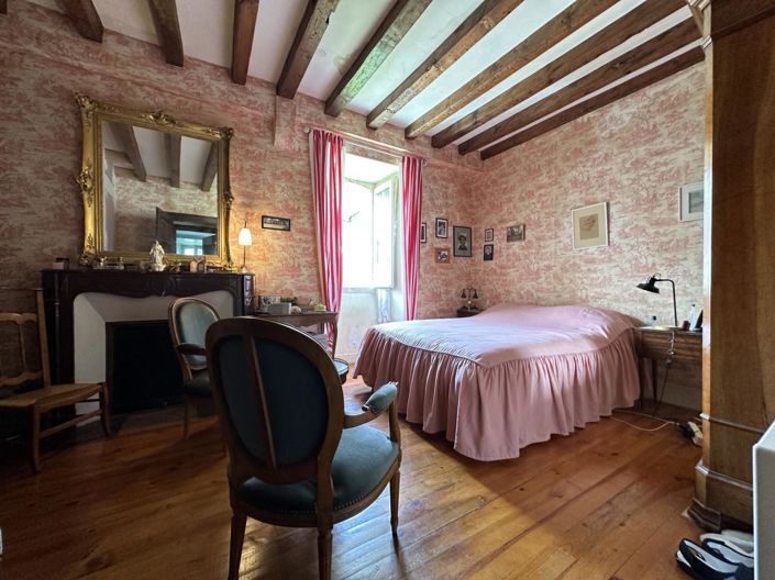 Image No.17-5 Bed House for sale