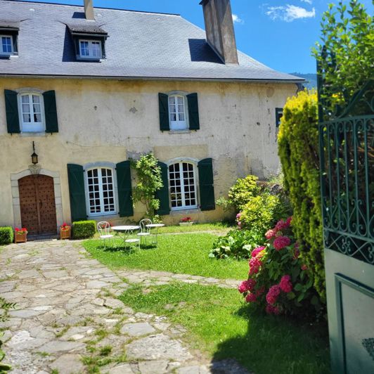 Image No.2-5 Bed House for sale