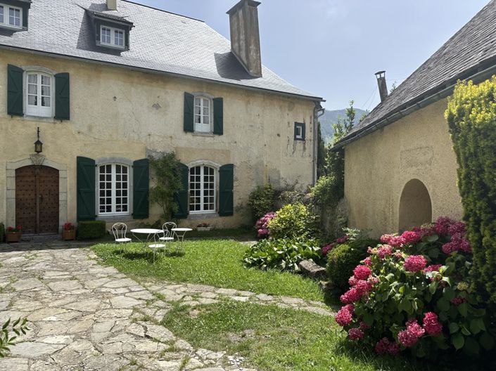 Image No.4-5 Bed House for sale