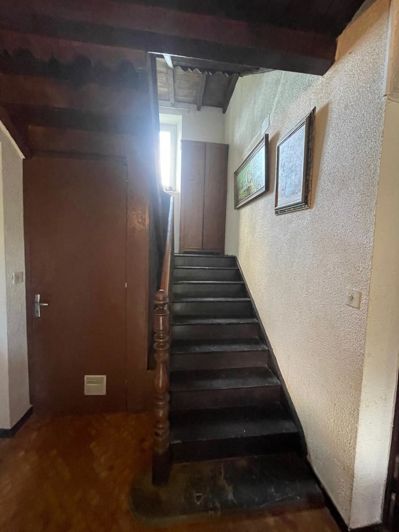 Image No.12-5 Bed House for sale