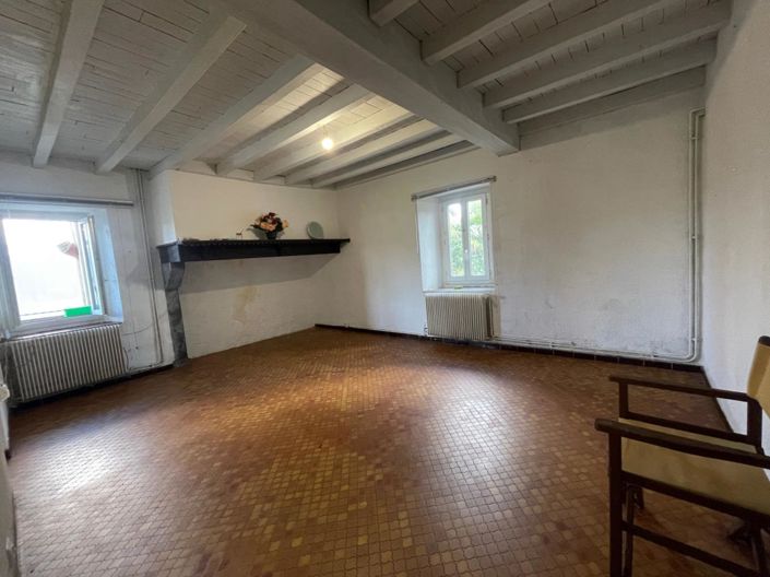 Image No.6-5 Bed House for sale