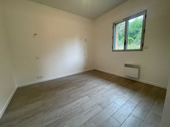 Image No.7-3 Bed House for sale