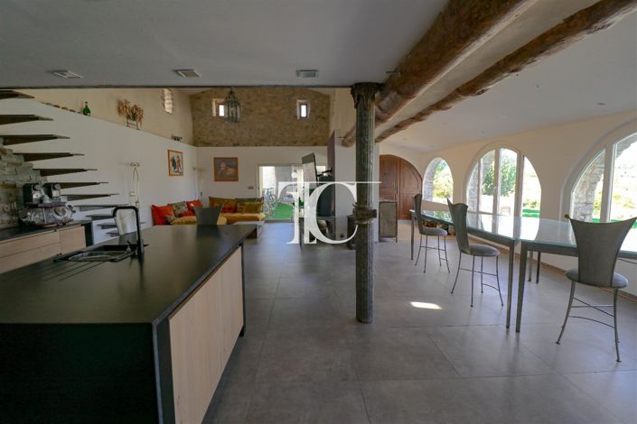 Image No.3-3 Bed House for sale