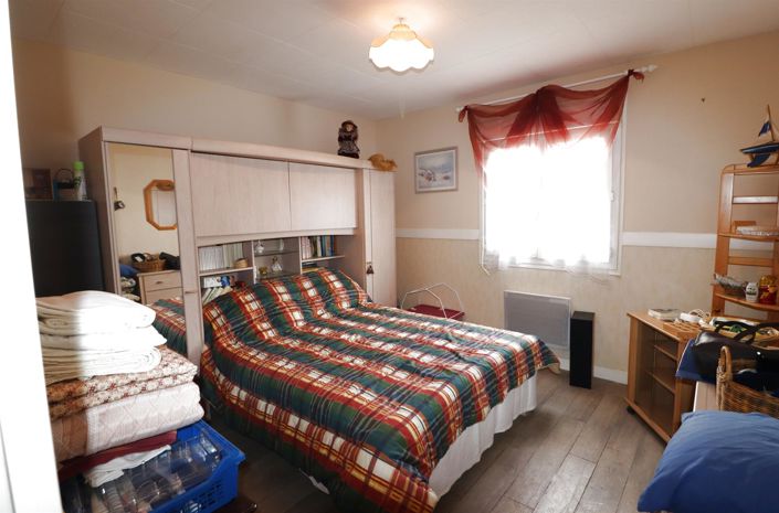 Image No.12-3 Bed House for sale