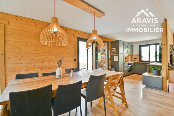 Image No.6-3 Bed House for sale