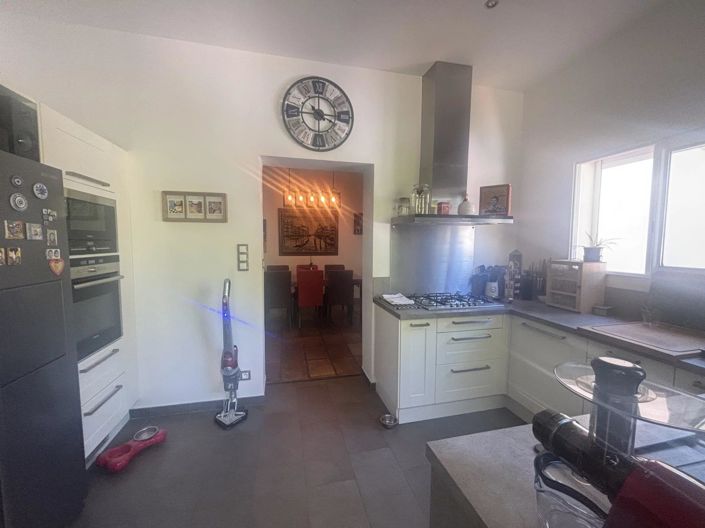 Image No.12-3 Bed House for sale