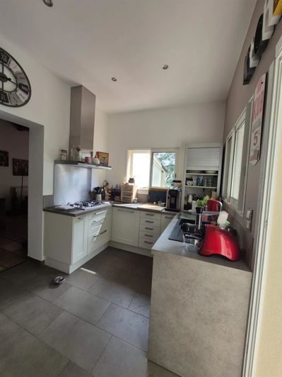 Image No.13-3 Bed House for sale