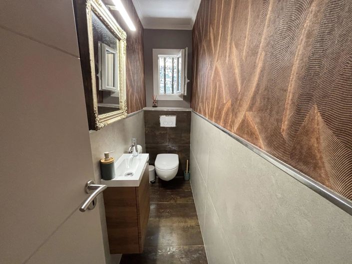 Image No.19-3 Bed House for sale