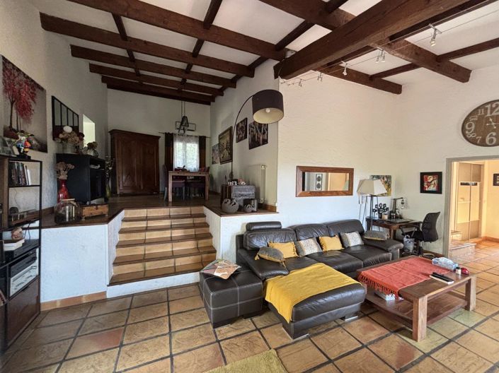 Image No.2-3 Bed House for sale