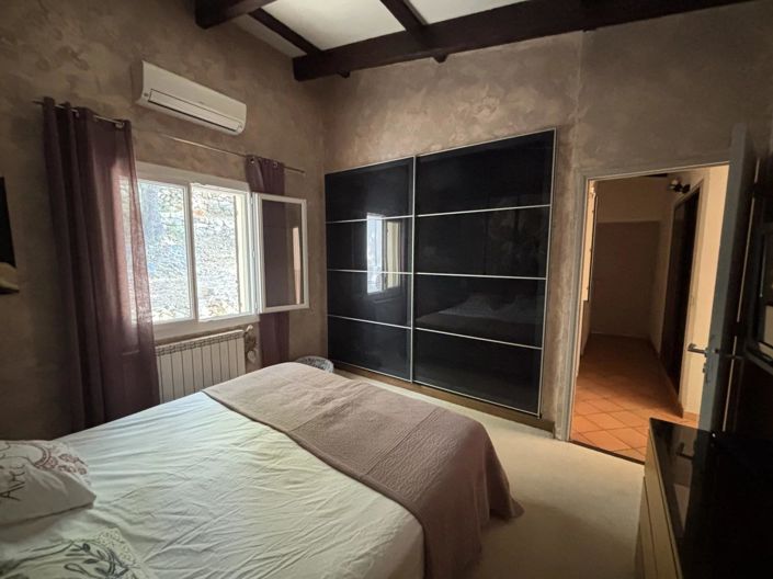 Image No.9-3 Bed House for sale