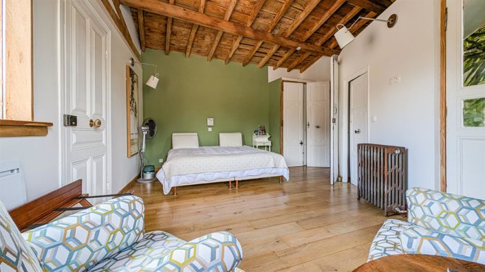 Image No.23-10 Bed House for sale