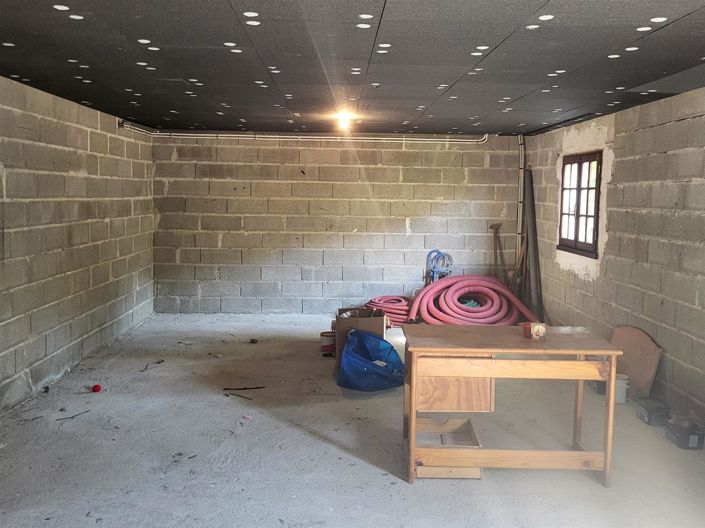 Image No.13-3 Bed House for sale