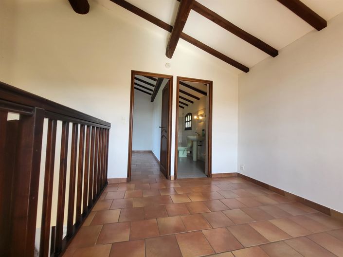 Image No.9-3 Bed House for sale