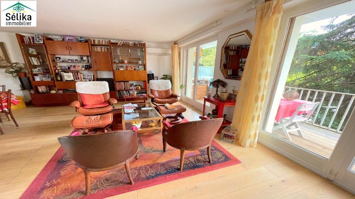 Image No.5-3 Bed Apartment for sale