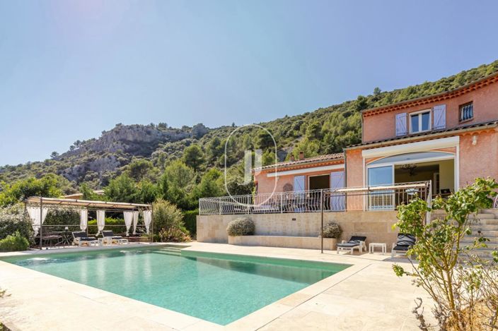 Image No.13-4 Bed House for sale