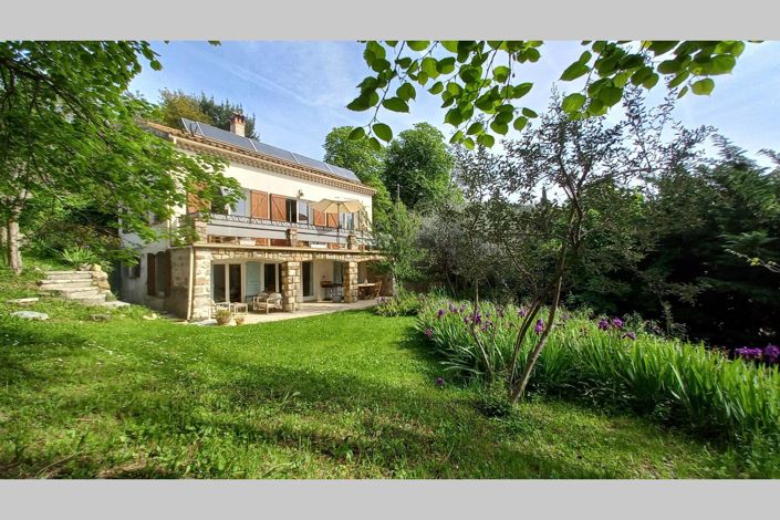 Image No.1-4 Bed House for sale