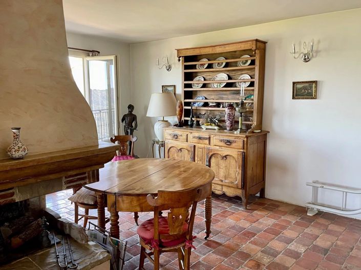 Image No.6-House for sale