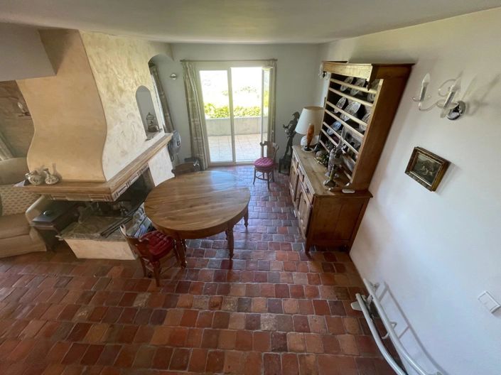 Image No.8-House for sale