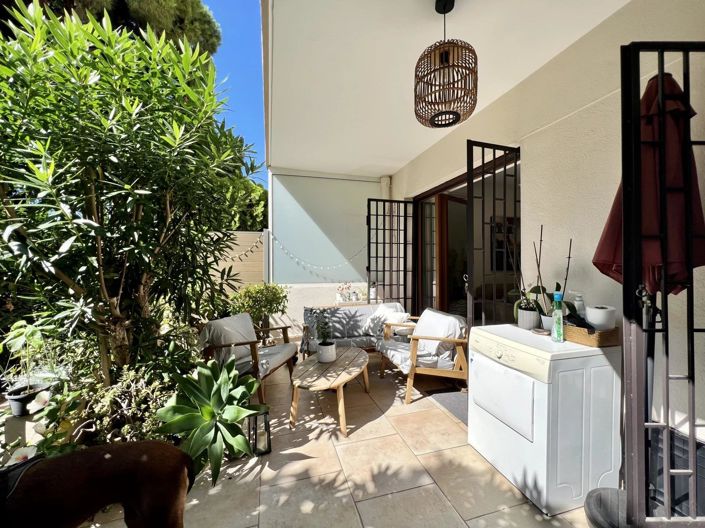 Image No.16-2 Bed Apartment for sale