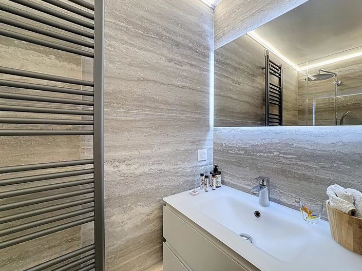 Image No.20-3 Bed House for sale