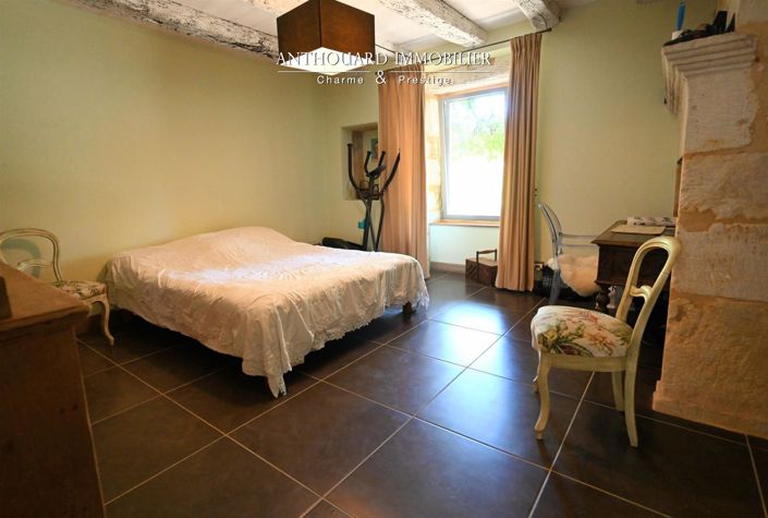 Image No.18-4 Bed House for sale