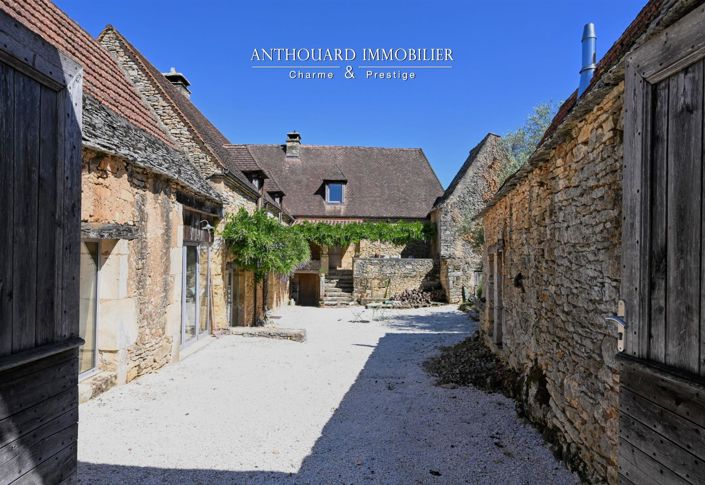 Image No.2-4 Bed House for sale