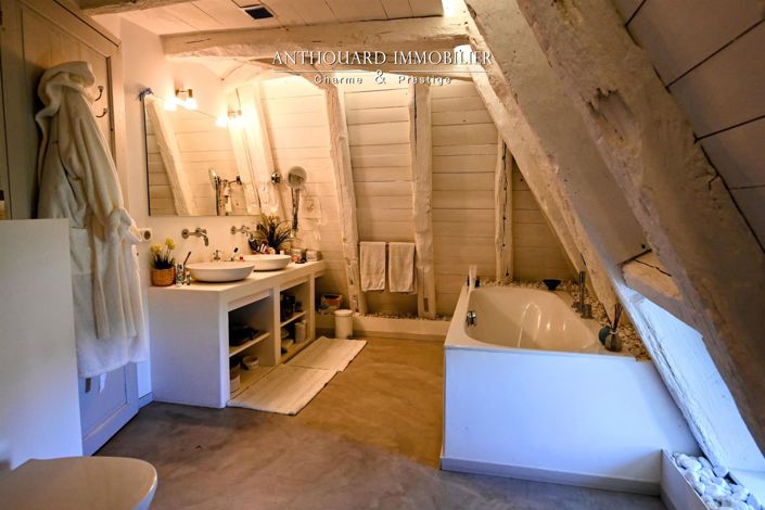 Image No.33-4 Bed House for sale