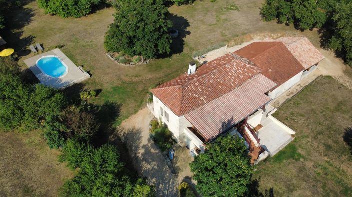 Image No.1-3 Bed House for sale