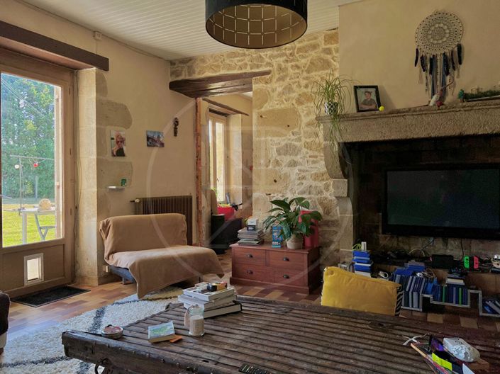 Image No.7-5 Bed House for sale