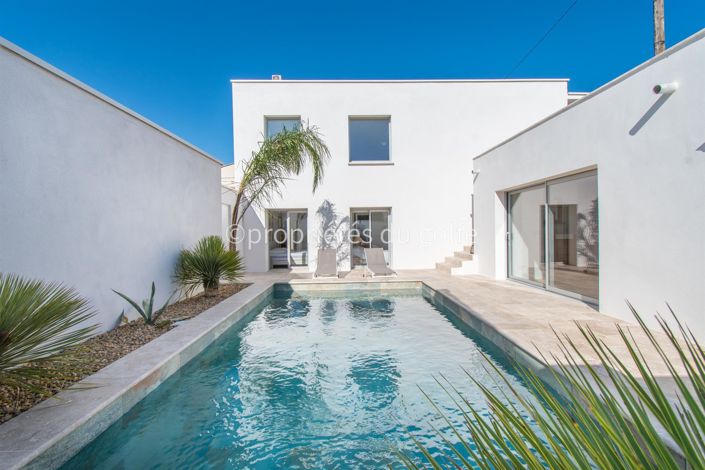 Image No.13-4 Bed House for sale