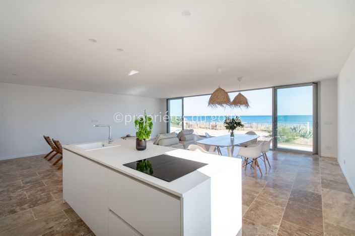 Image No.8-4 Bed House for sale