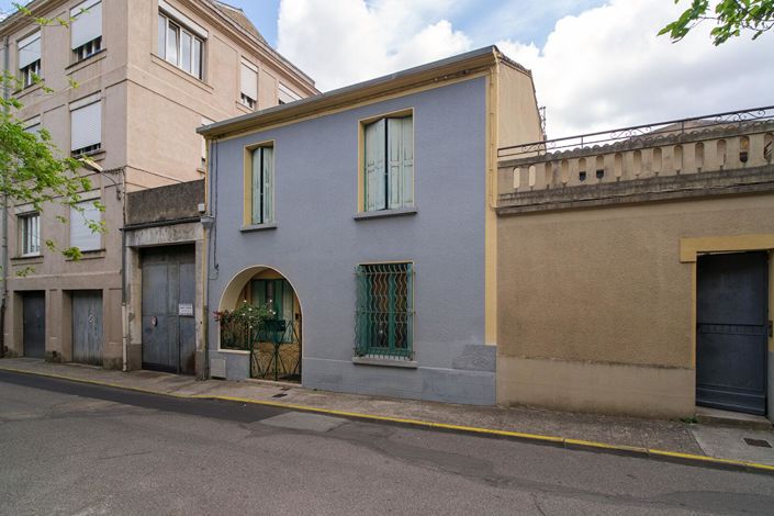 Image No.1-3 Bed House for sale