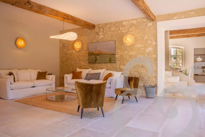 Image No.11-5 Bed House for sale