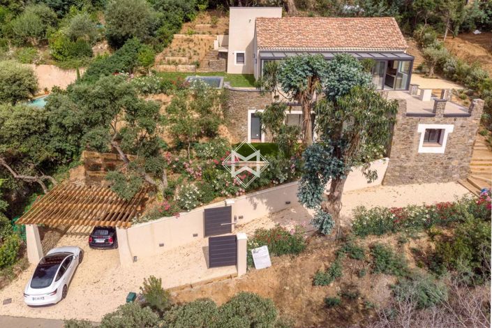 Image No.3-4 Bed House for sale