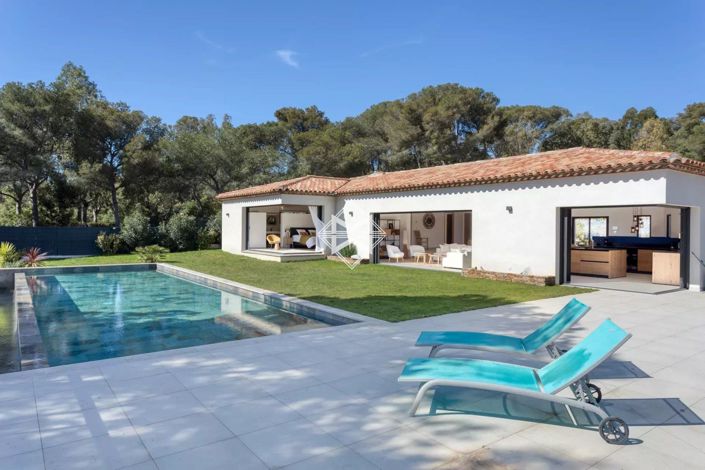 Image No.2-6 Bed House for sale