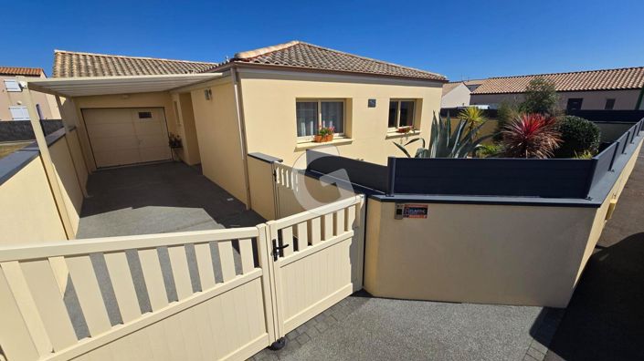 Image No.18-3 Bed House for sale