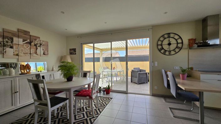 Image No.7-3 Bed House for sale