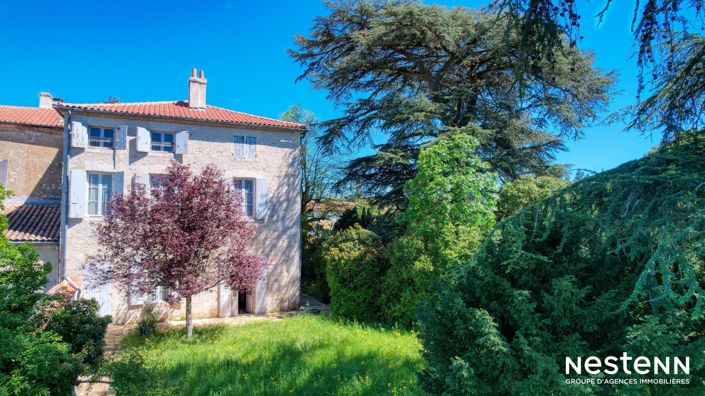 Image No.1-5 Bed House for sale