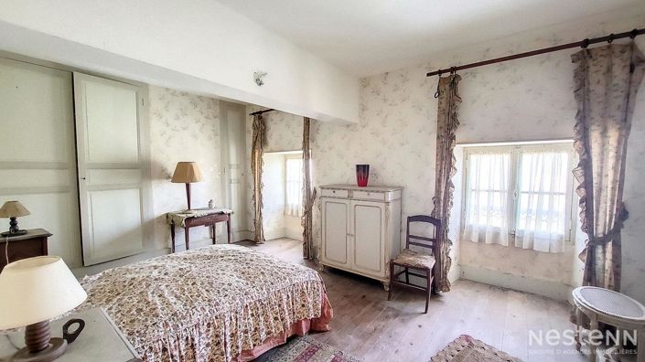 Image No.12-5 Bed House for sale