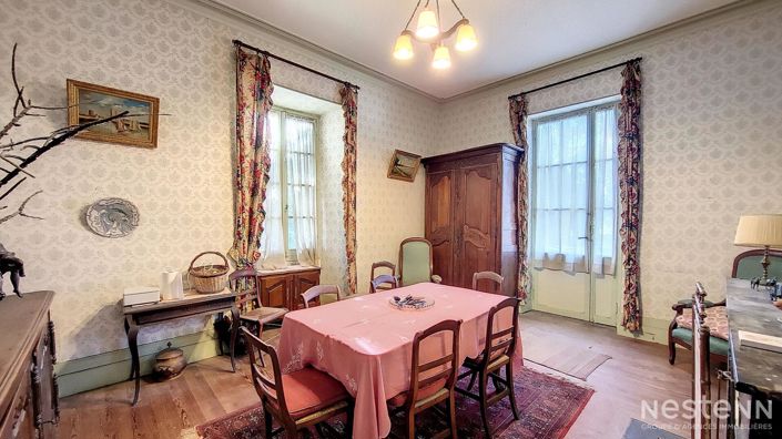 Image No.6-5 Bed House for sale