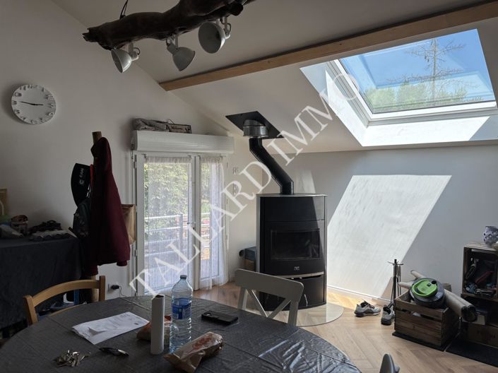 Image No.7-5 Bed House for sale