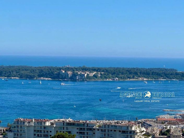 Image No.21-3 Bed Apartment for sale