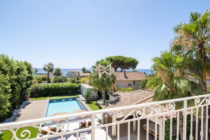 Image No.12-5 Bed House for sale