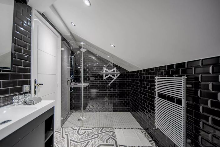 Image No.27-5 Bed House for sale