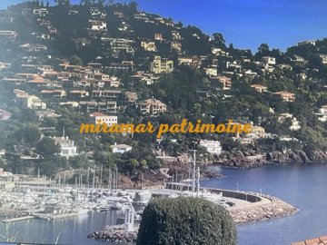 Maison de 3 chambres à vendre à Saint-Raphael