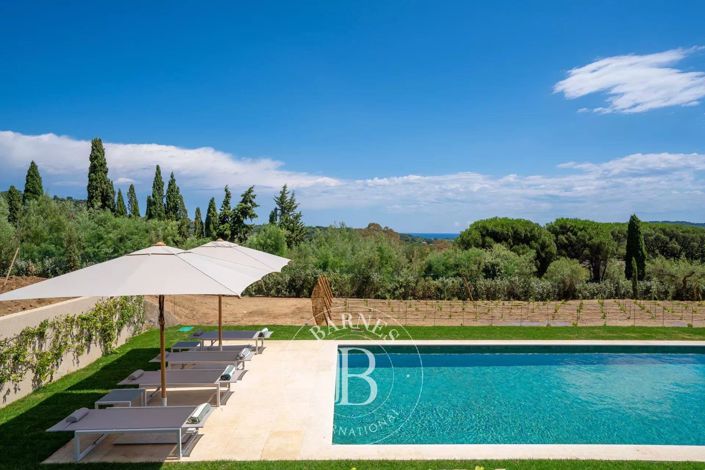 Image No.3-6 Bed House for sale